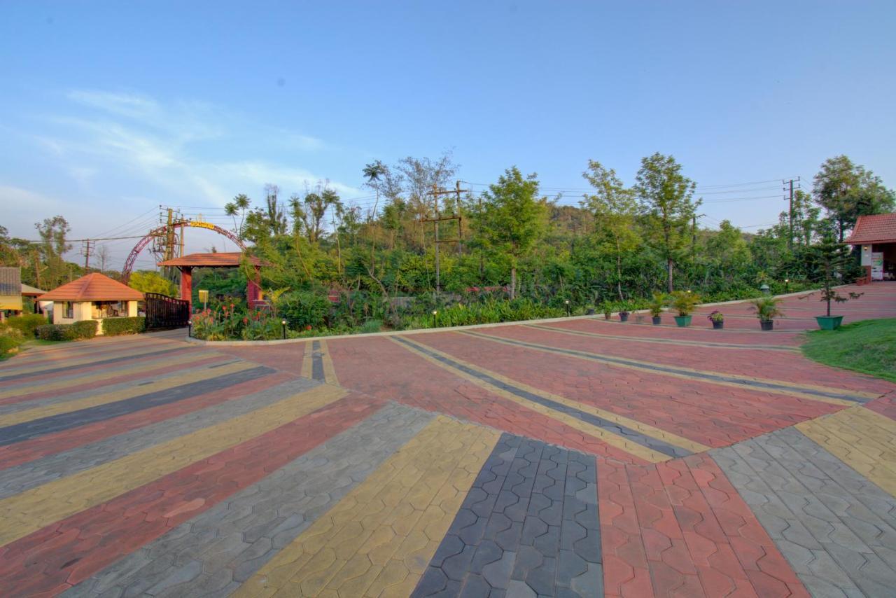 Woodstock Resorts Madikeri Exteriör bild