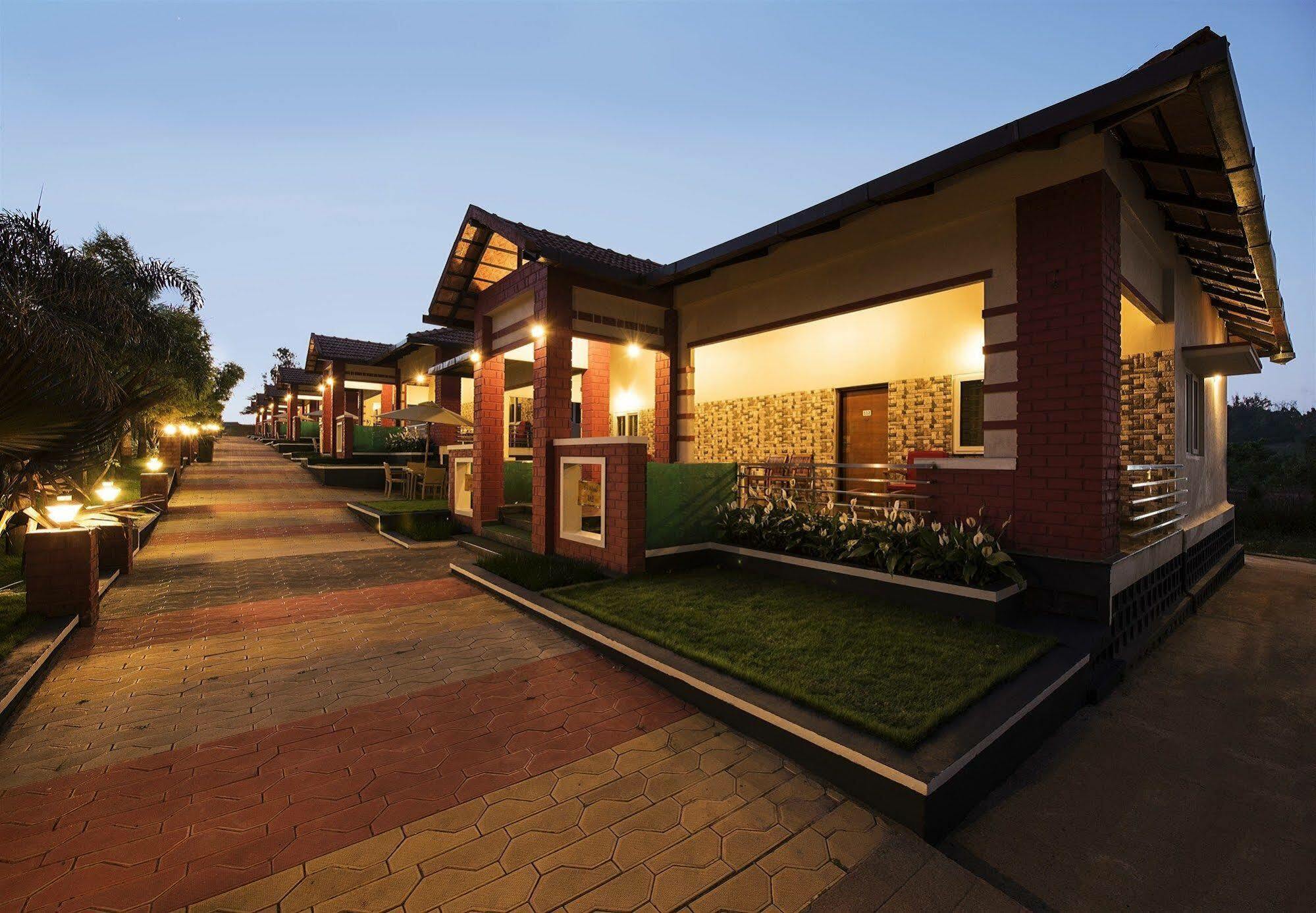 Woodstock Resorts Madikeri Exteriör bild