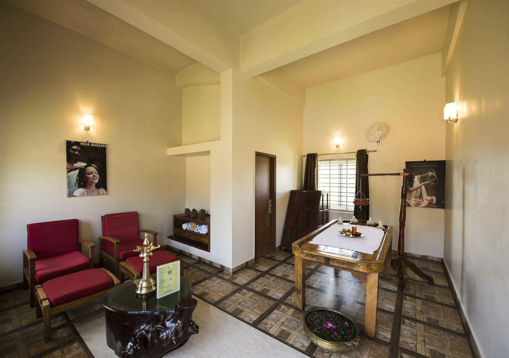 Woodstock Resorts Madikeri Exteriör bild