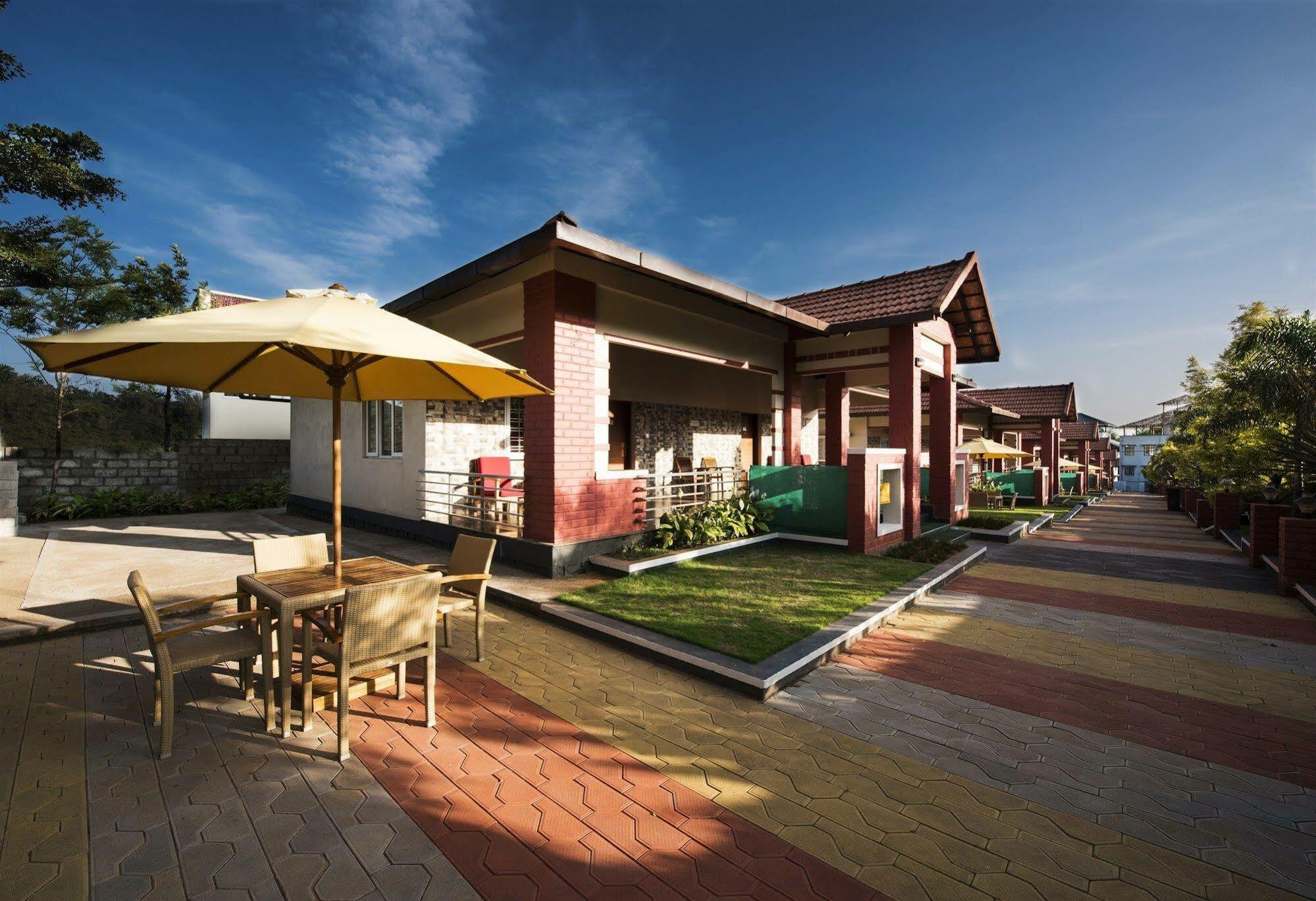 Woodstock Resorts Madikeri Exteriör bild