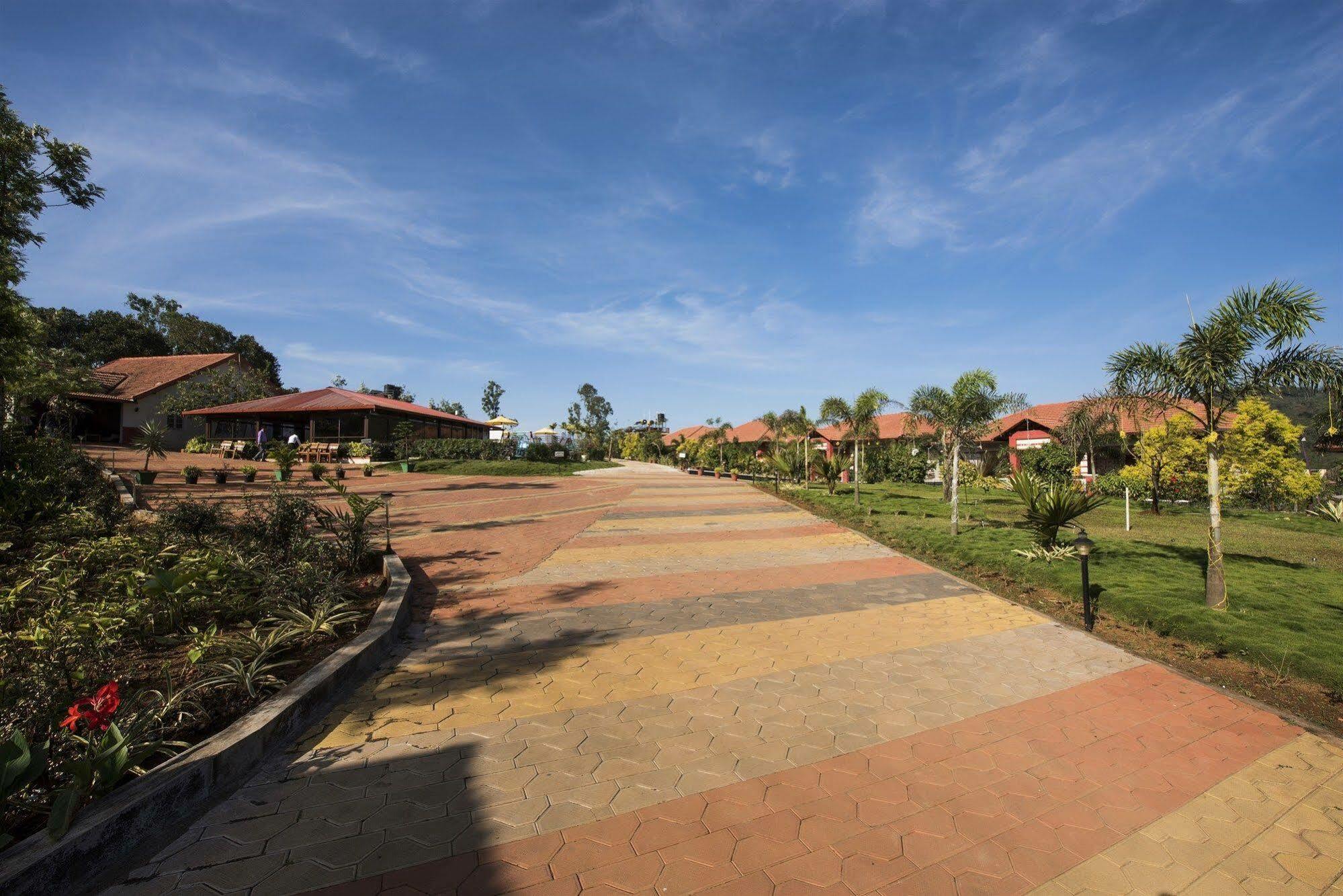 Woodstock Resorts Madikeri Exteriör bild